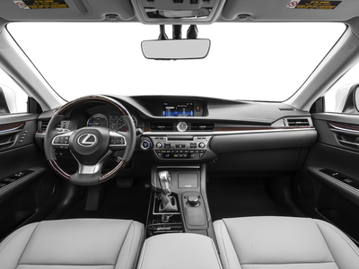 2016 Lexus ES 300h
