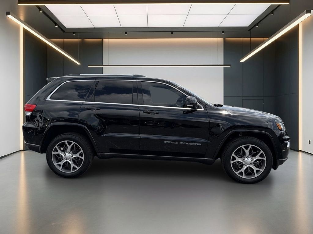 2018 Jeep Grand Cherokee Sterling Edition 4x4