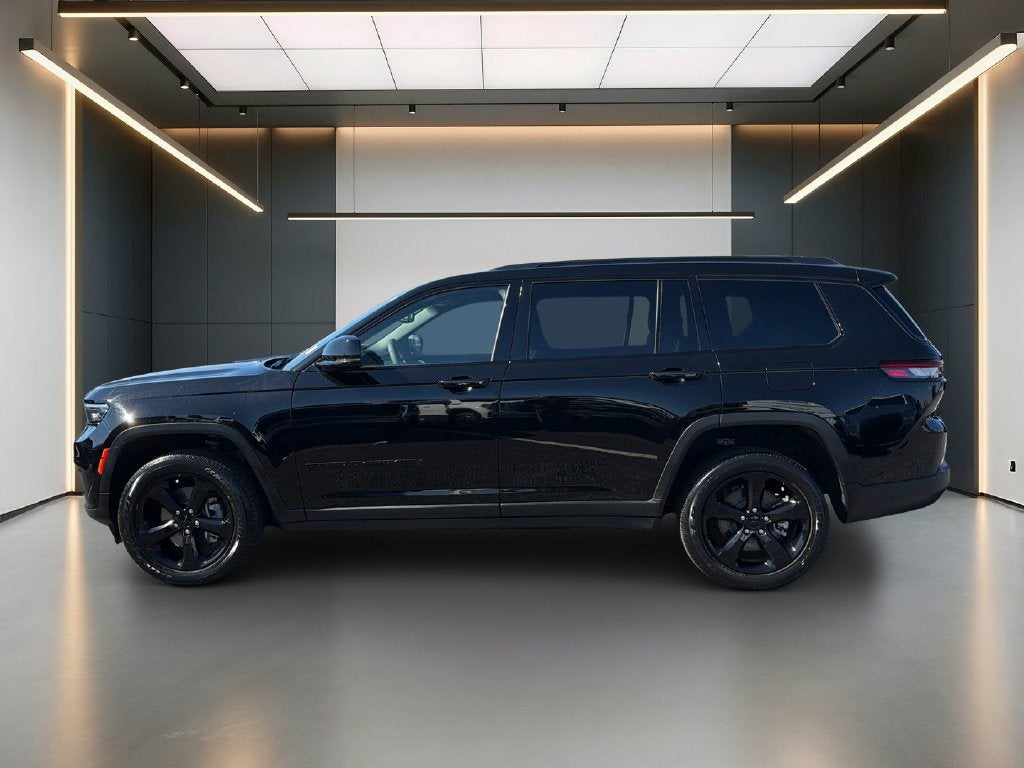 2023 Jeep Grand Cherokee L Altitude 4x2