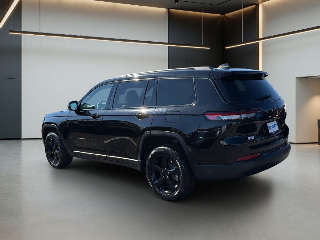 2023 Jeep Grand Cherokee L Altitude 4x2