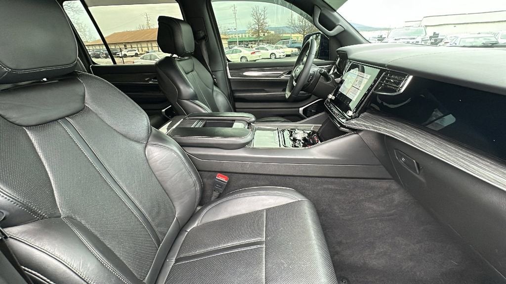 2022 Jeep Wagoneer Series III