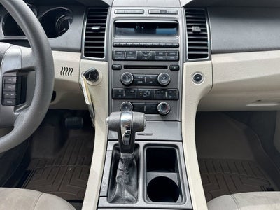 2011 Ford Taurus SE