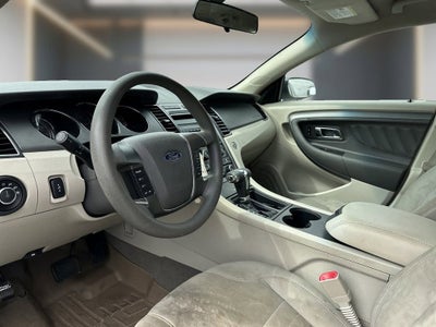 2011 Ford Taurus SE