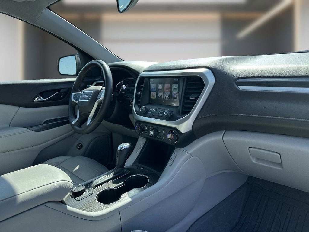 2018 GMC Acadia SLT