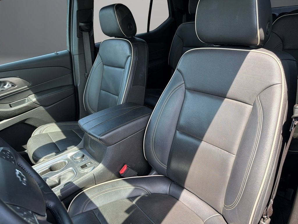 2022 Chevrolet Traverse Premier