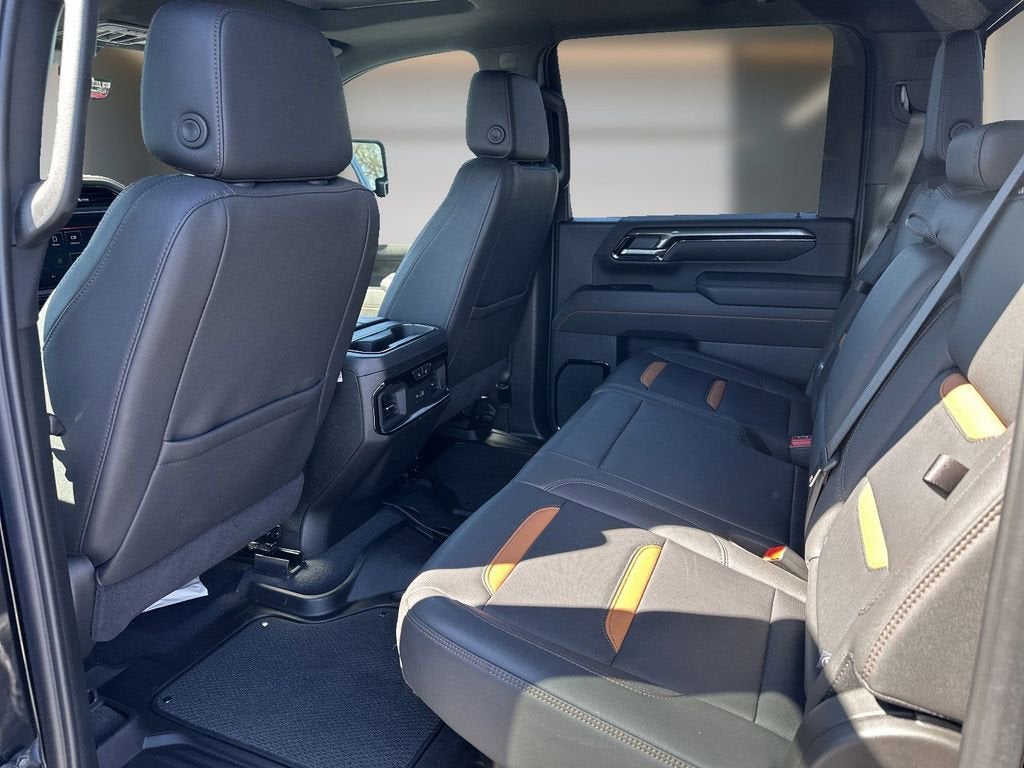 2025 GMC Sierra 2500 HD AT4