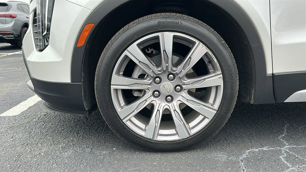 2020 Cadillac XT4 FWD Premium Luxury