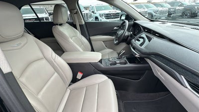 2021 Cadillac XT4 Premium Luxury