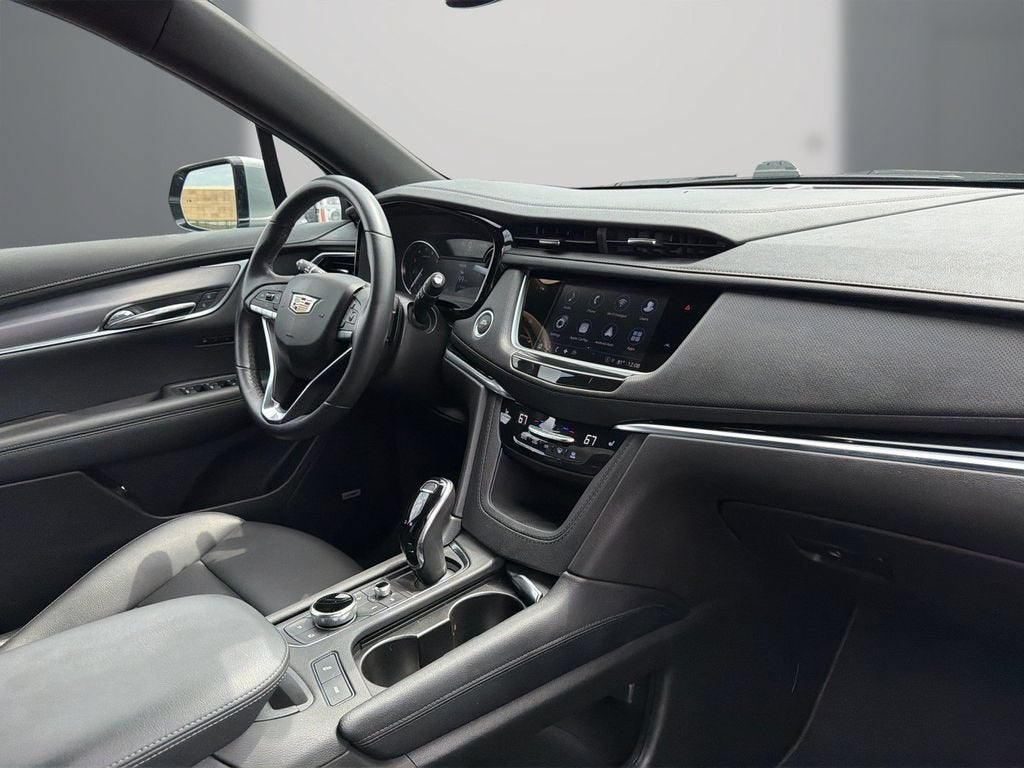 2024 Cadillac XT6 Luxury
