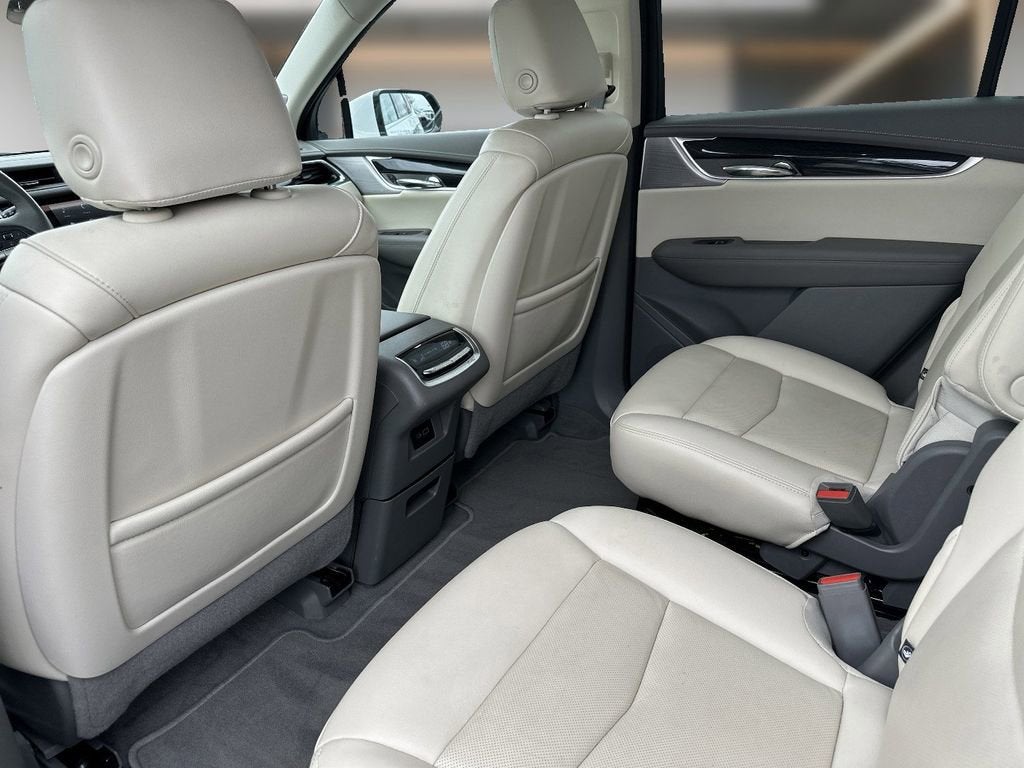 2022 Cadillac XT6 Premium Luxury