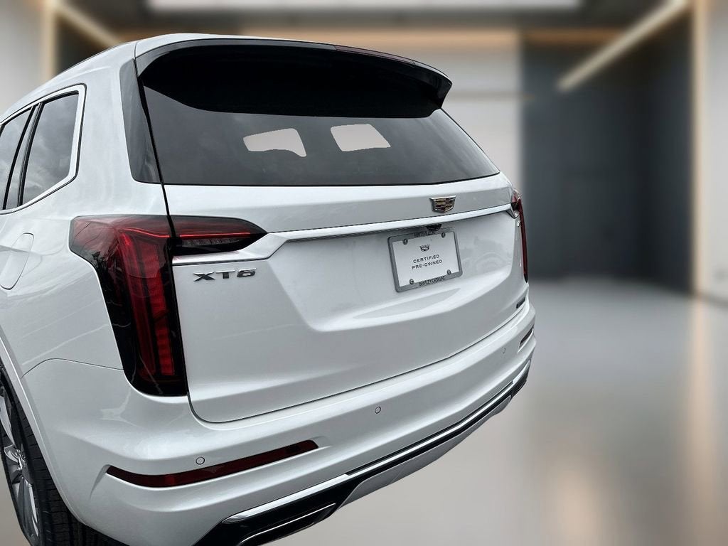 2022 Cadillac XT6 Premium Luxury