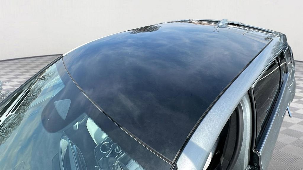 2025 Cadillac LYRIQ Luxury 1