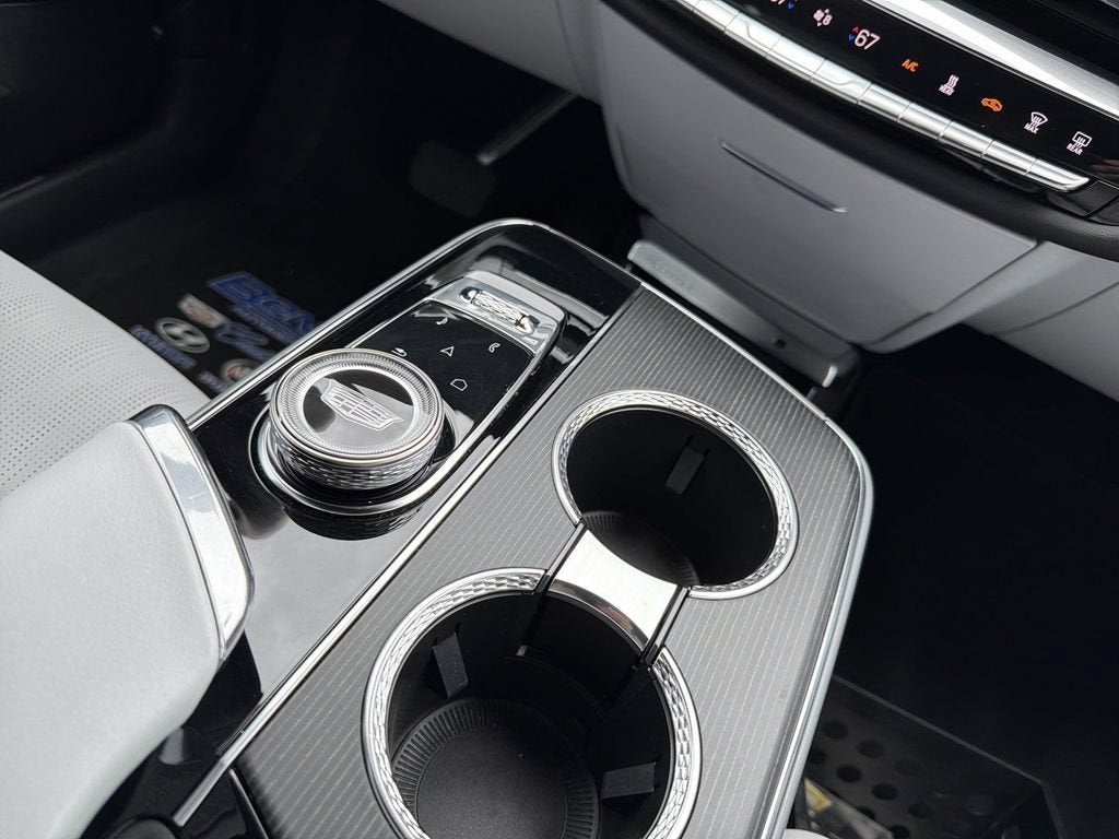 2024 Cadillac LYRIQ Sport 1