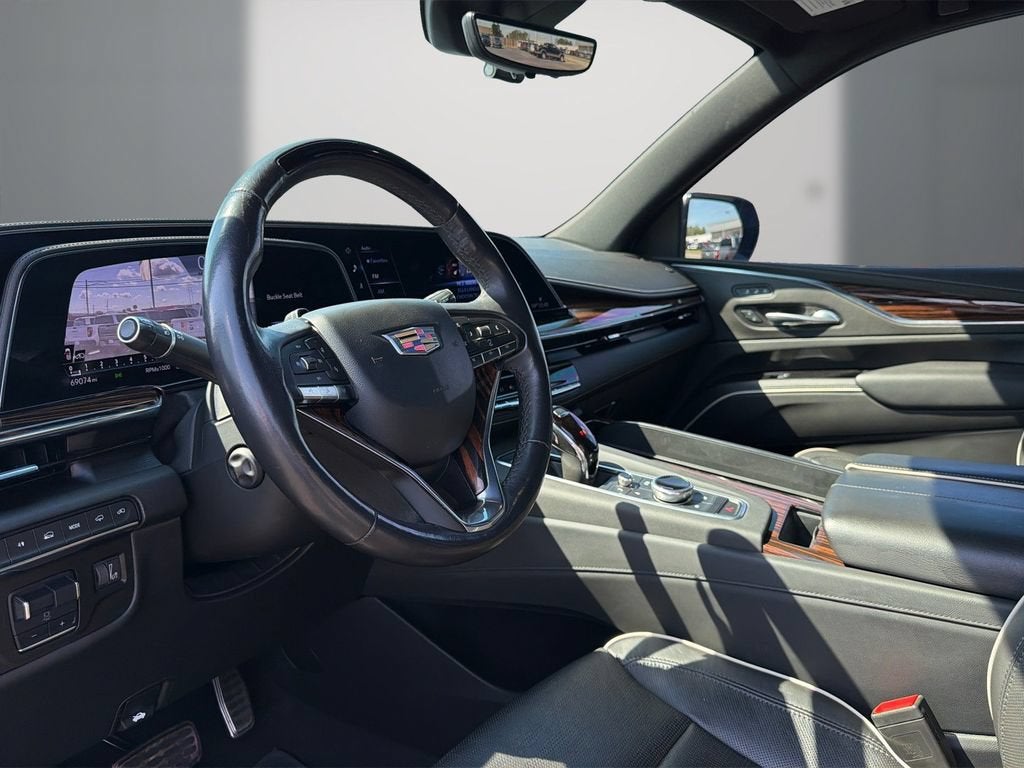 2022 Cadillac Escalade Premium Luxury
