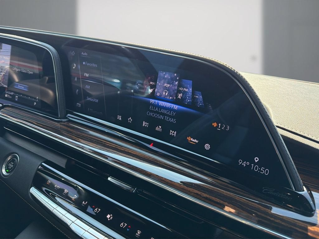 2022 Cadillac Escalade Premium Luxury