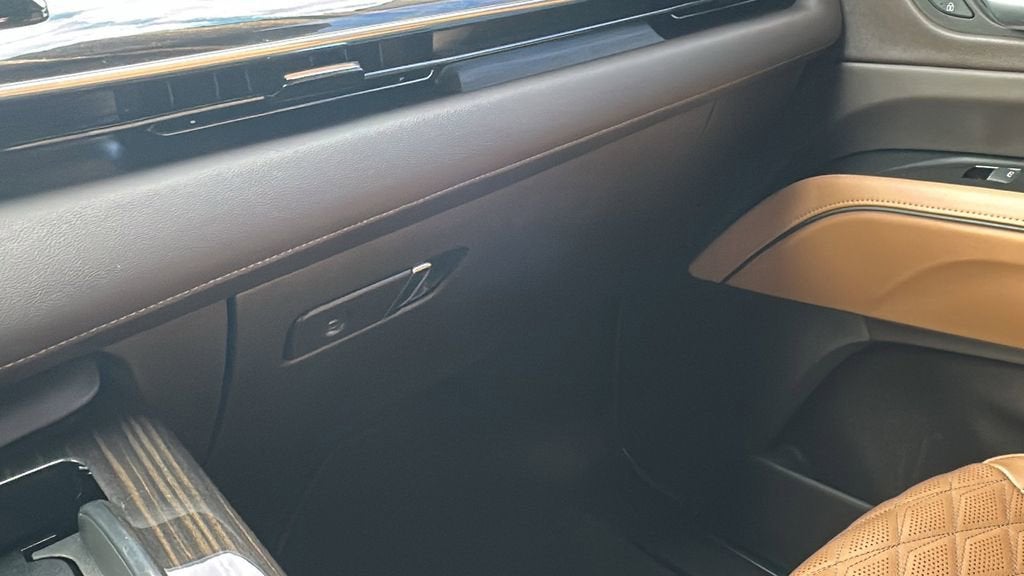 2022 Cadillac Escalade Sport