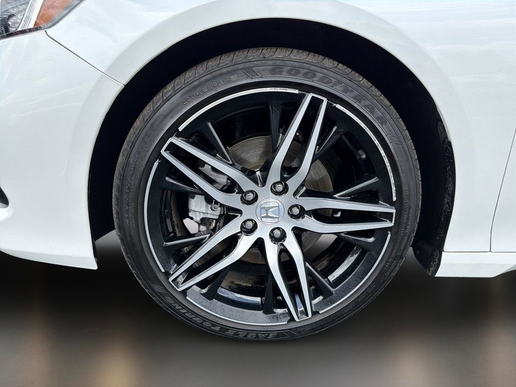 2022 Honda Accord Hybrid Touring