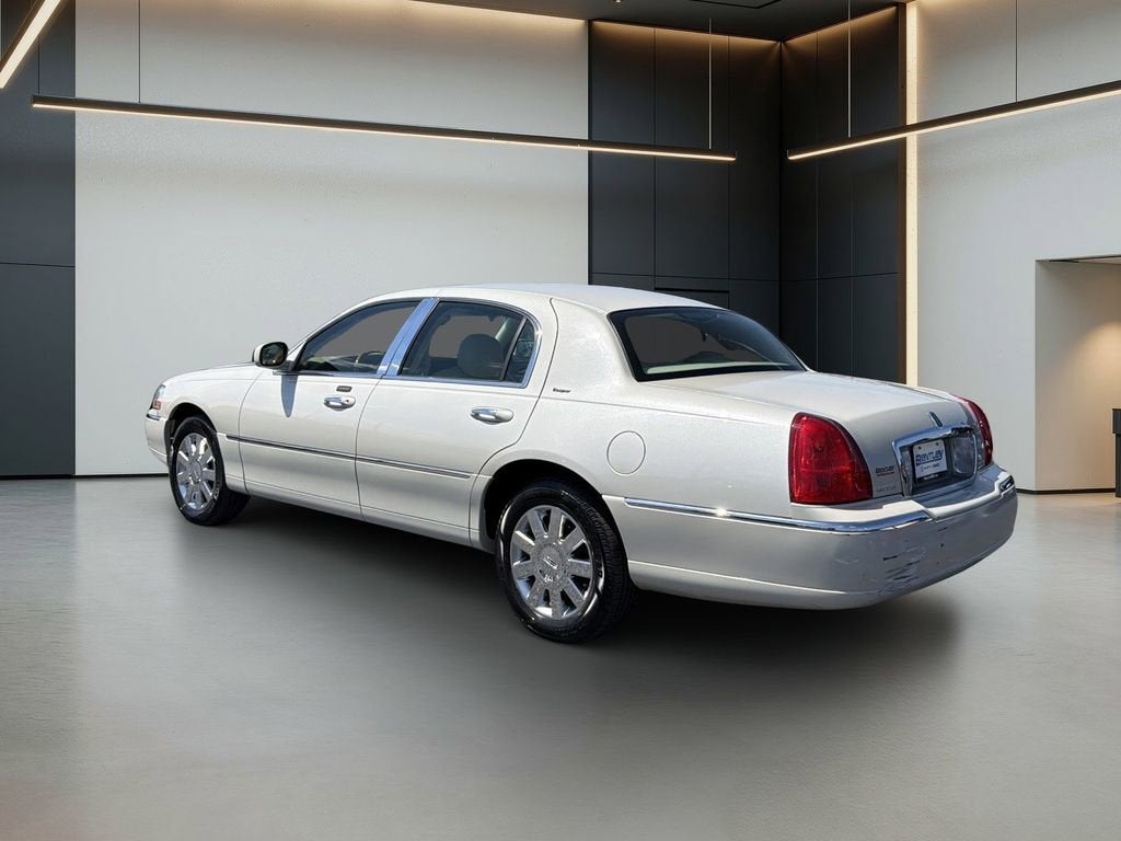 2007 Lincoln Town Car Designer Series