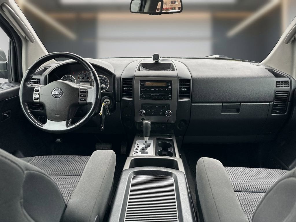 2010 Nissan Titan SE