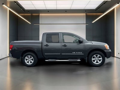 2010 Nissan Titan SE