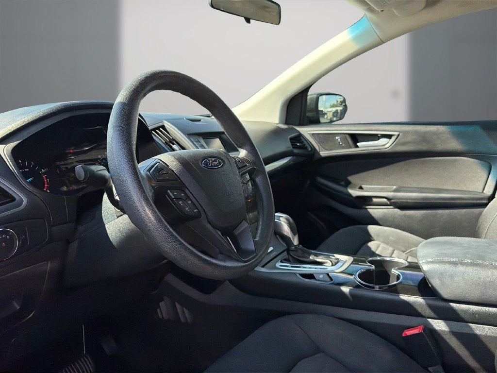 2015 Ford Edge SE