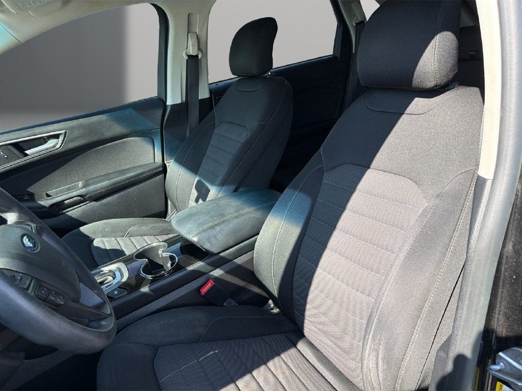 2015 Ford Edge SE