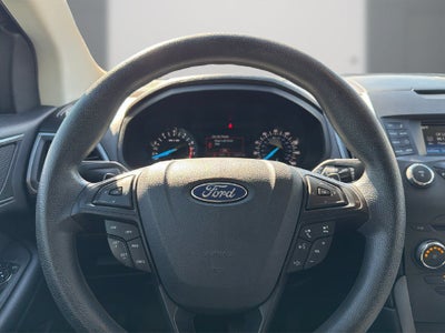 2015 Ford Edge SE