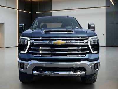 2025 Chevrolet Silverado 3500 HD LTZ