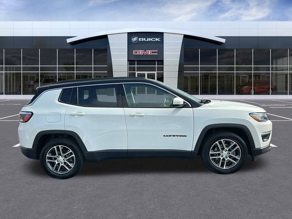 2020 Jeep Compass Latitude w/Sun/Safety Pkg