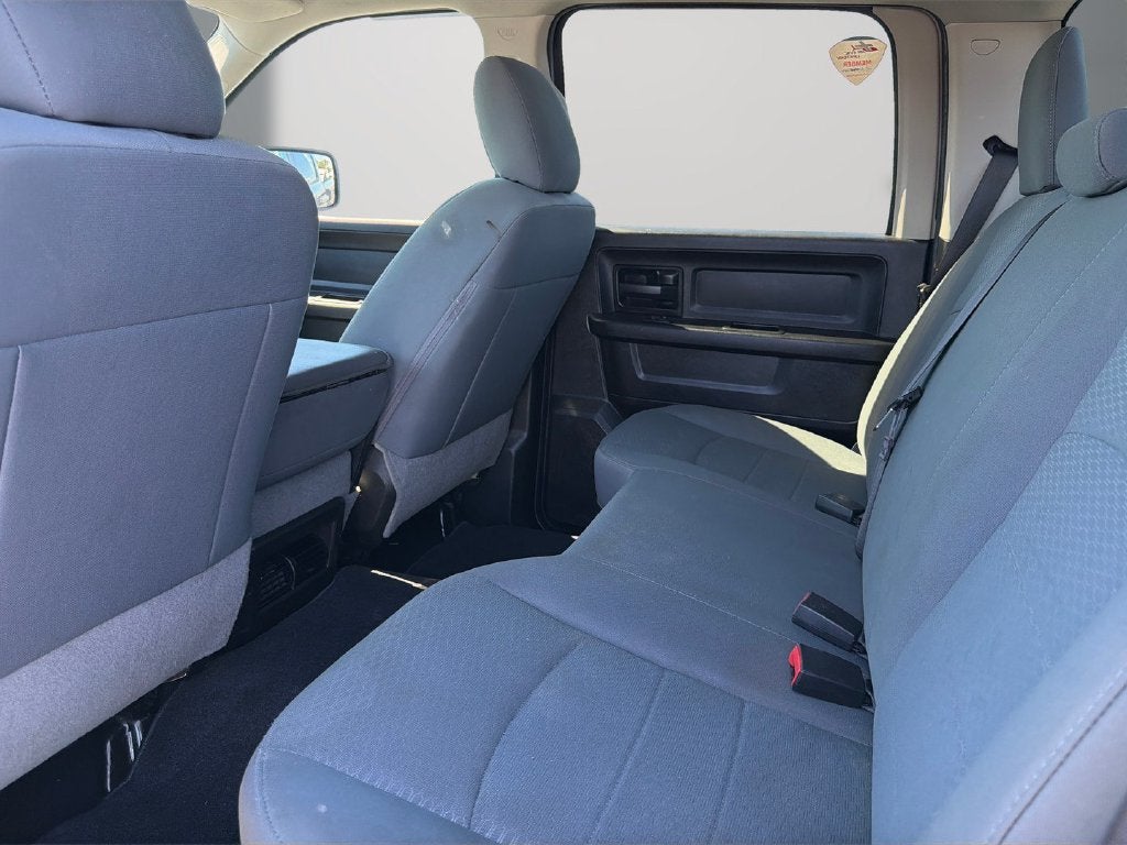 2018 RAM 2500 Tradesman Crew Cab 4x4 6'4" Box