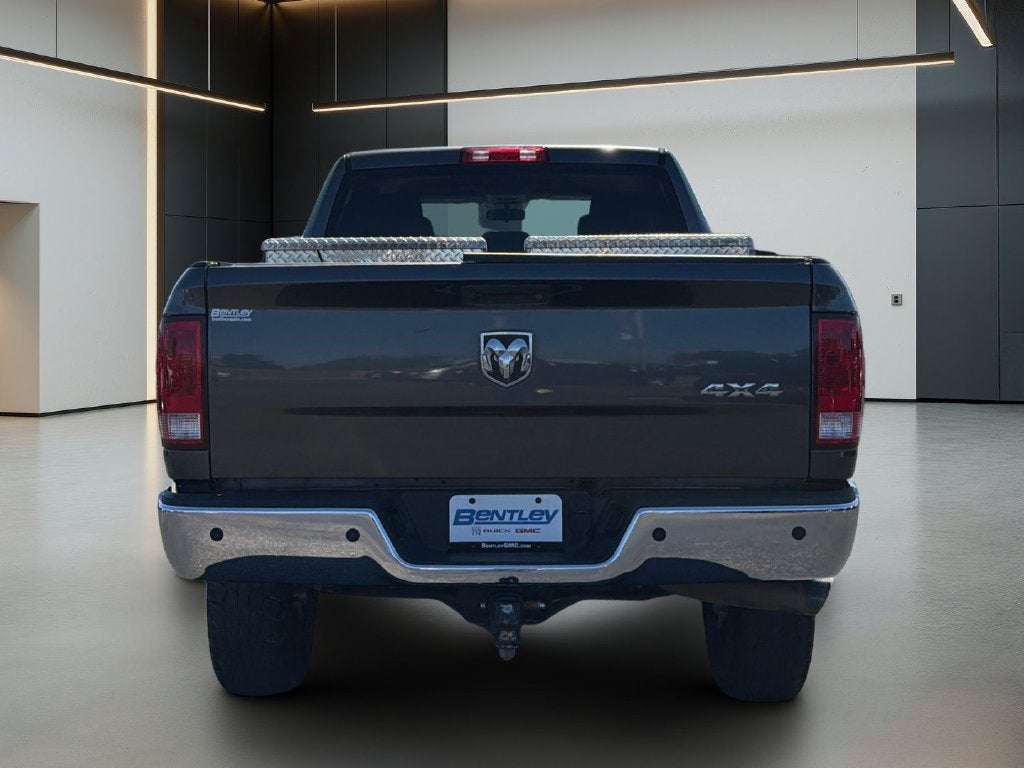 2018 RAM 2500 Tradesman Crew Cab 4x4 6'4" Box