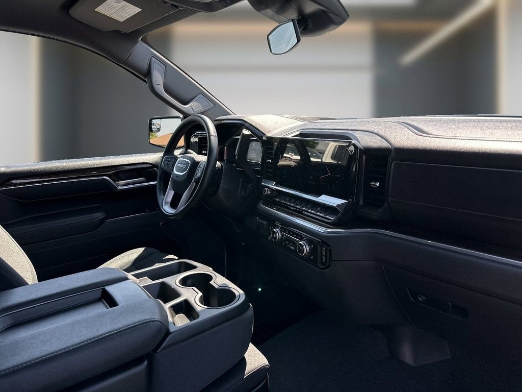 2025 GMC Sierra 1500 SLE