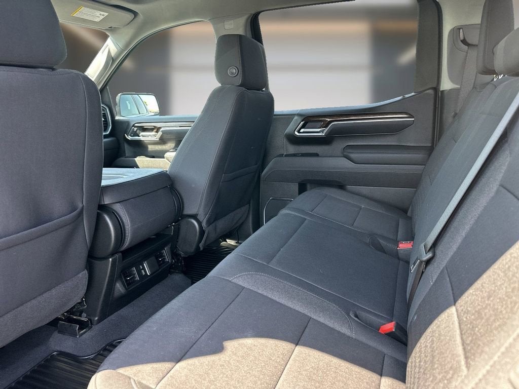2025 GMC Sierra 1500 SLE