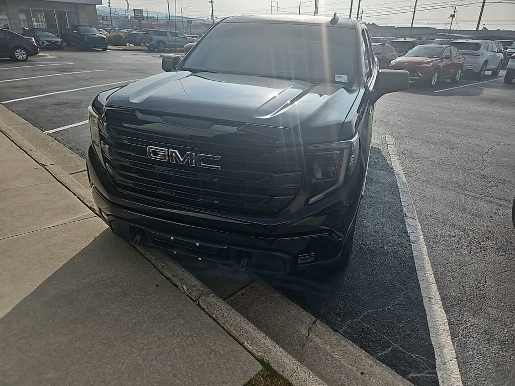 2022 GMC Sierra 1500 Elevation