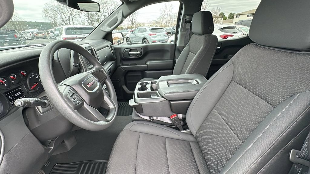 2025 GMC Sierra 1500 Pro