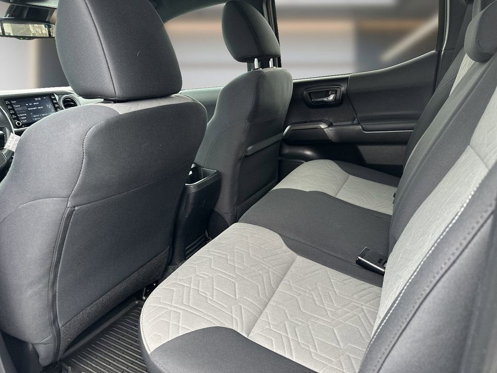 2022 Toyota Tacoma 4WD SR