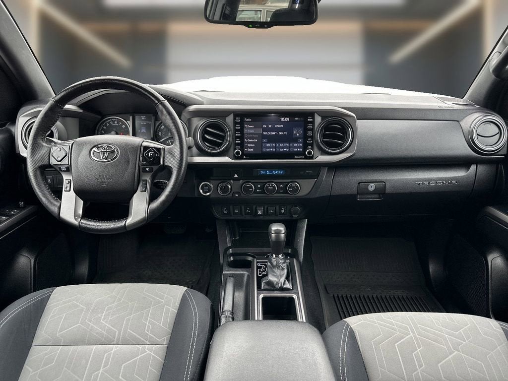 2022 Toyota Tacoma 4WD SR