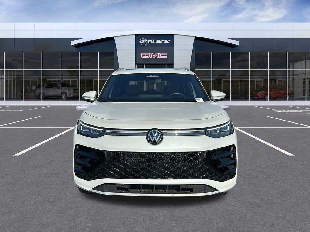 2025 Volkswagen Tiguan SEL R-Line