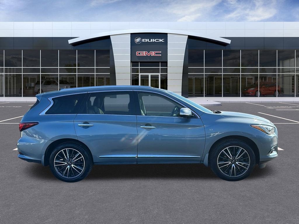 2017 INFINITI QX60 FWD