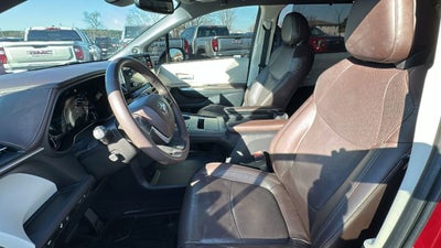 2021 Toyota Sienna Limited