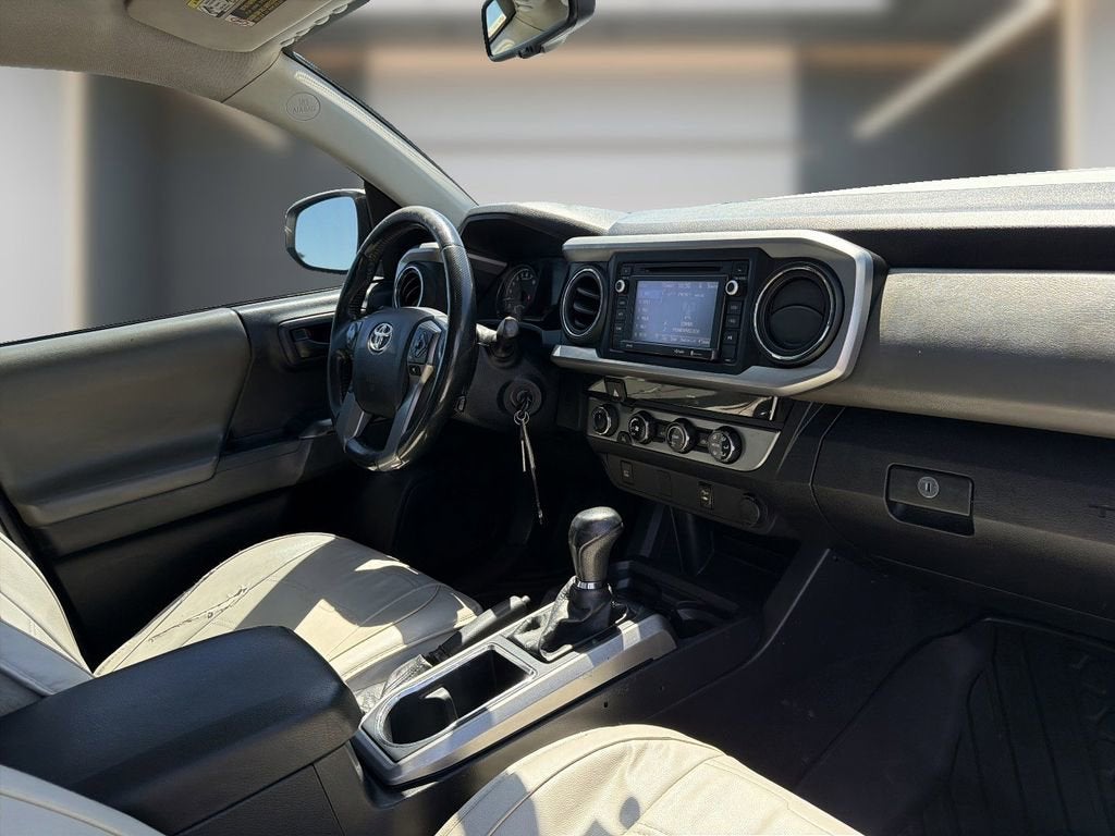 2017 Toyota Tacoma SR5 V6