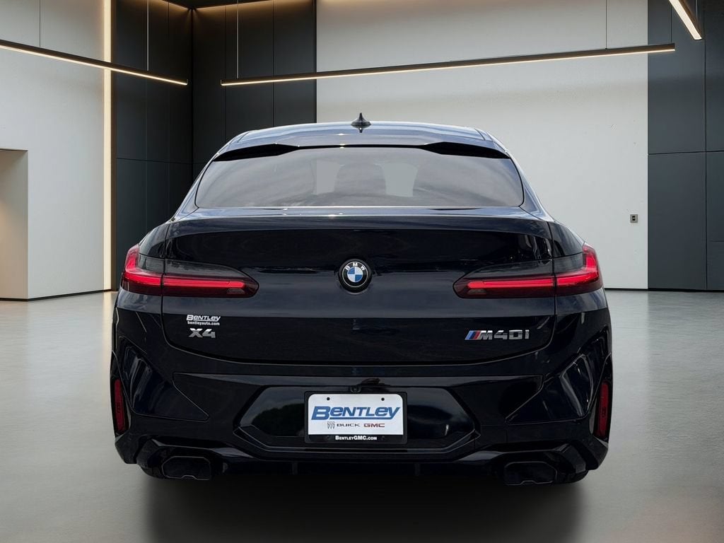 2024 BMW X4 M40i