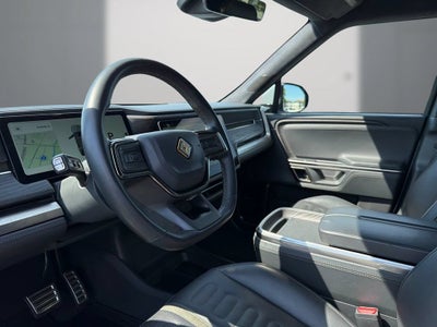 2023 Rivian R1S Adventure