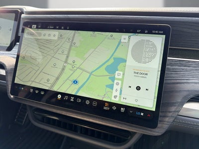 2023 Rivian R1S Adventure