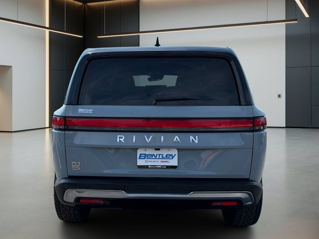 2023 Rivian R1S Adventure