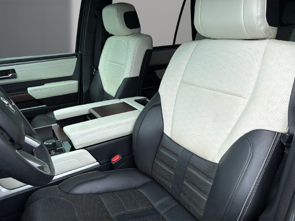 2024 Toyota Sequoia Capstone