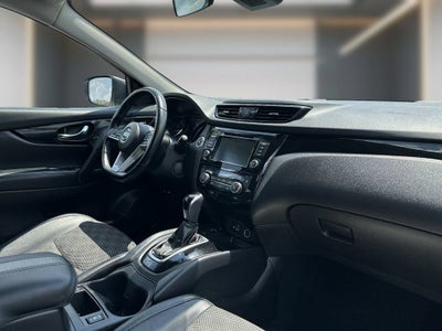 2022 Nissan Rogue Sport SV