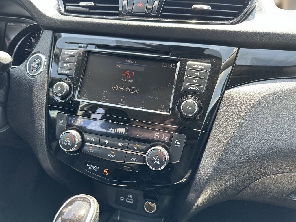 2022 Nissan Rogue Sport SV