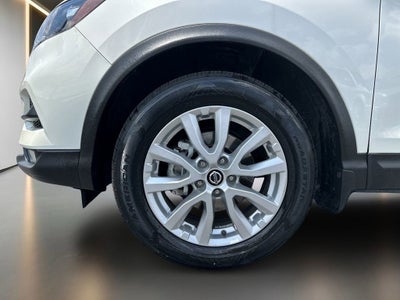 2022 Nissan Rogue Sport SV