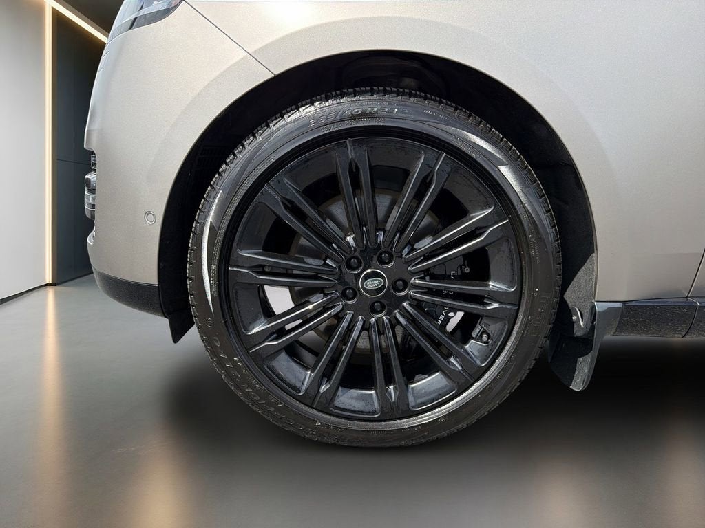 2023 Land Rover Range Rover P530 SE